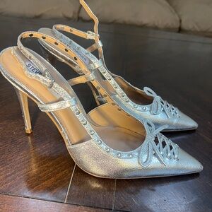Steve Madden Metallic Silver Heels